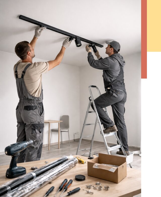 Установка трековых светильников в натяжной потолок в Якутске от 4374 руб. | ОТДЕЛОЧНИК-Ктс